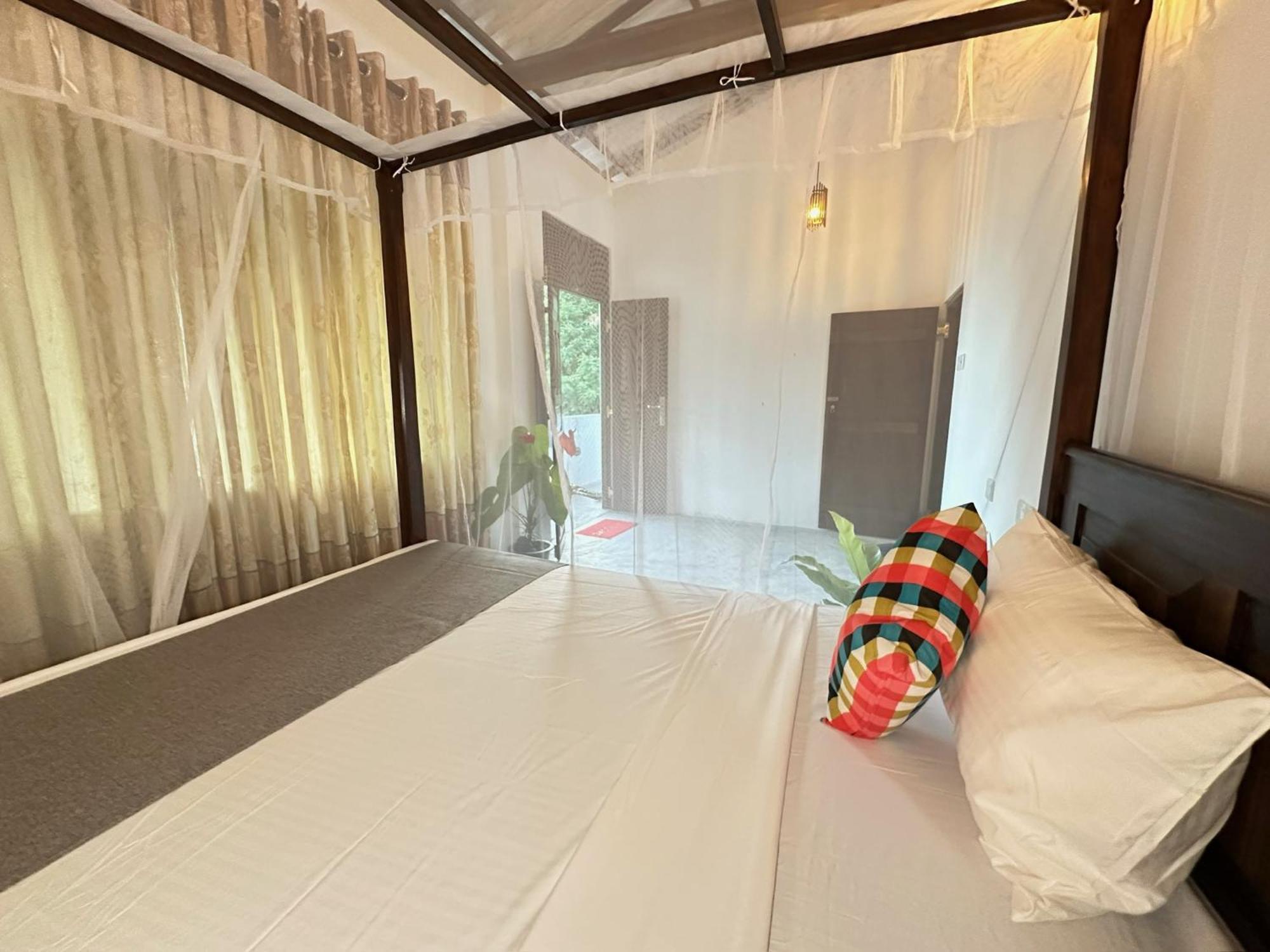 Sunliya Resort Тангалле Екстер'єр фото